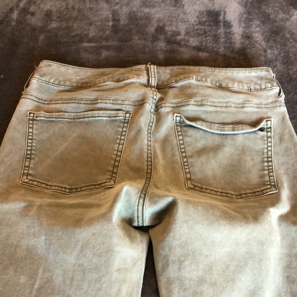 Women’s size 6 American Eagle outfitters green jeans - Picture 12 of 12